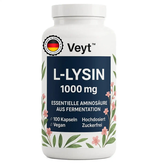 Produktbild von Veyt™ L-Lysin 1000 mg mit 100 veganen Kapseln, essentielle Aminosäure aus Fermentation, hochdosiert und zuckerfrei, beworben zur Unterstützung des Immunsystems und der Geweberegeneration, dekorativ mit floralen Elementen und Qualitätssiegel „Made in Germany – Produkt aus Deutschland“