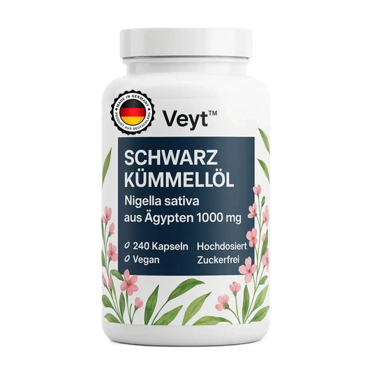 Produktetikett von Veyt™ Schwarzkümmelöl mit 240 veganen Kapseln, enthält 1000 mg Nigella sativa Öl aus Ägypten pro Portion, hochdosiert und zuckerfrei, beworben zur Unterstützung von Haaren, Haut, Nägeln und Gelenken, dekorativ mit floralen Elementen und Qualitätssiegeln, hergestellt in Deutschland
